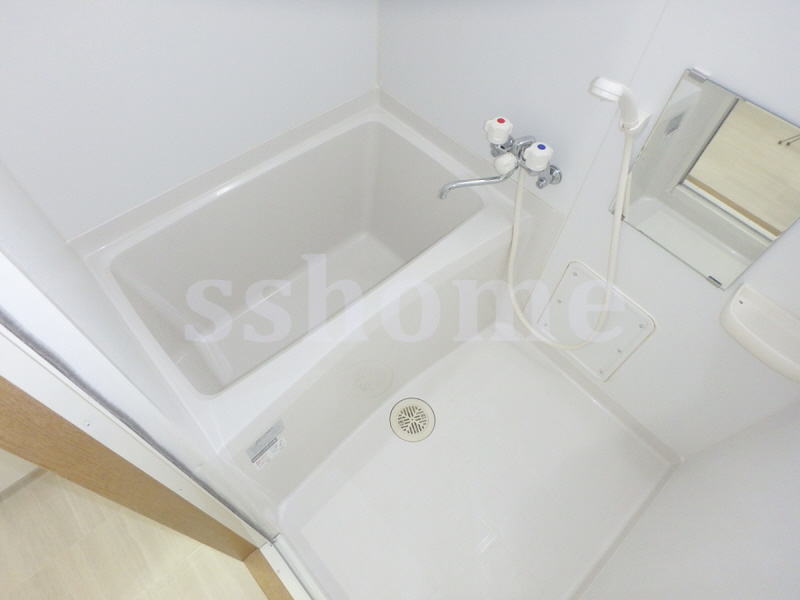 バス・シャワールーム　バス☆3点セパレートです☆