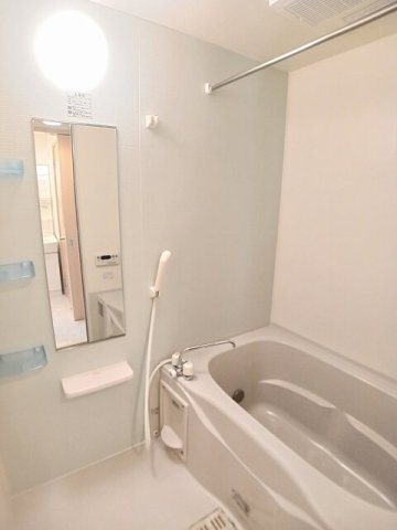 バス・シャワールーム　お風呂で日々の疲れを落としましょう