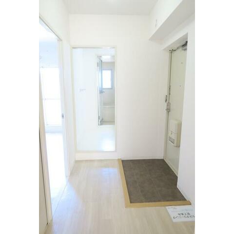 玄関　【Blueの取り扱い物件】