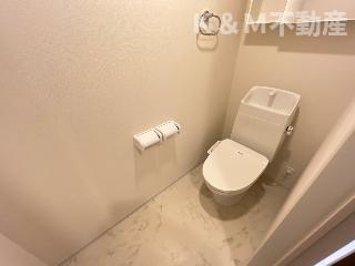 トイレ　コンパクトで使いやすいトイレです