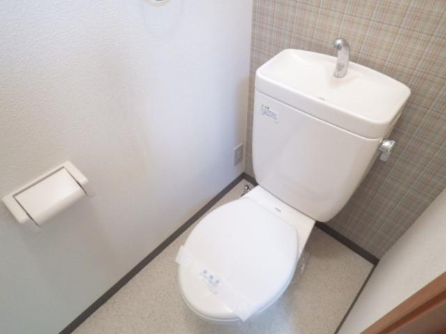トイレ　ゆったりとした空間のトイレです