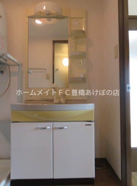 洗面設備　同型別部屋写真