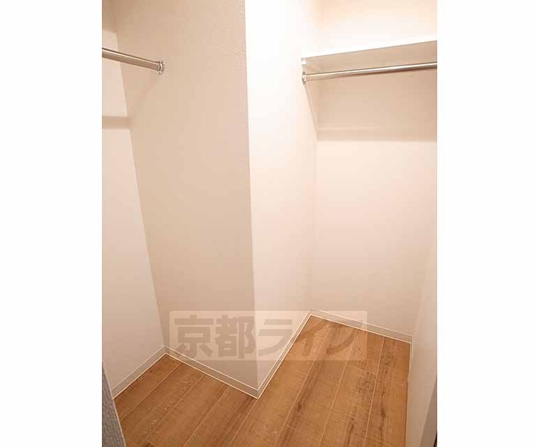 収納　ウォークインクローゼット