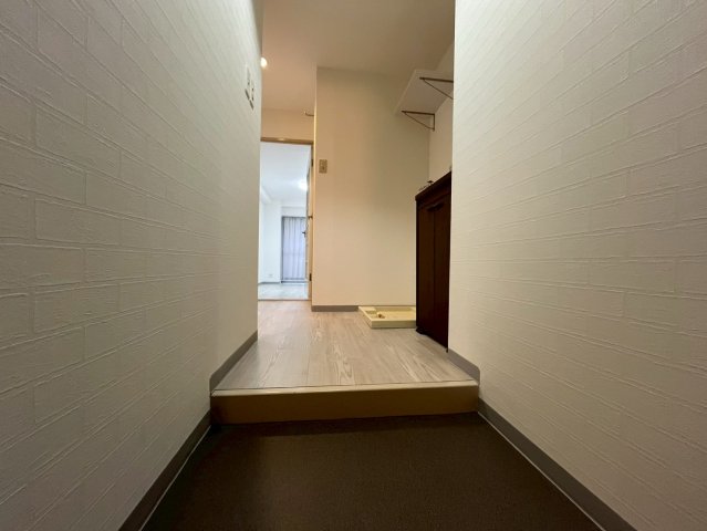 玄関　詳細は、RISUMO江坂本店までお問合せください♪