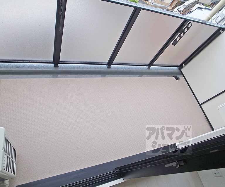 バルコニー　洗濯物たくさん干せます