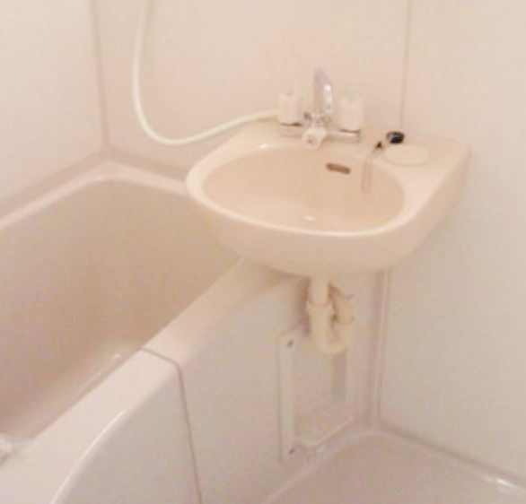 バス・シャワールーム　★洗面台付きバスルーム★