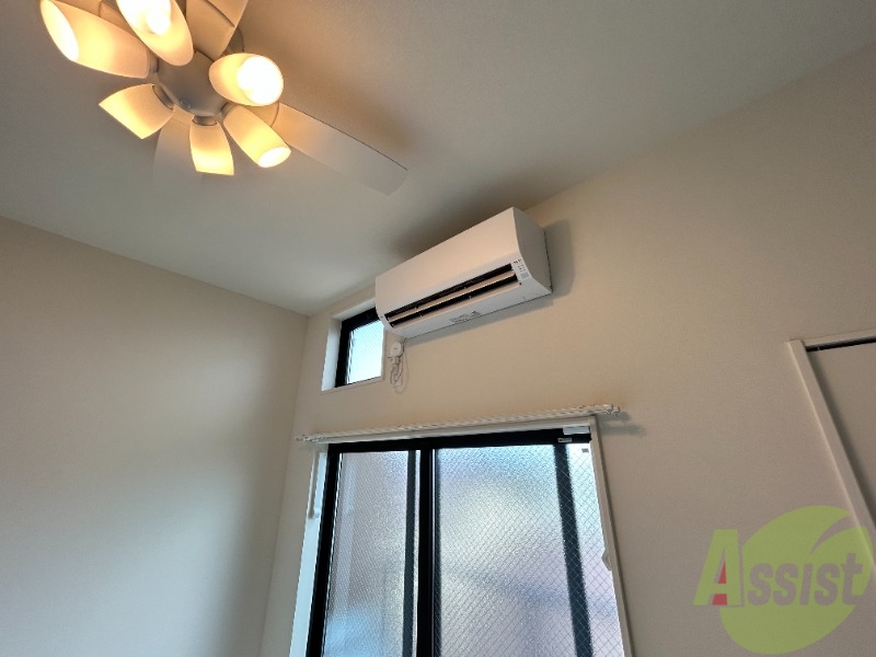 その他設備　エアコン設置済みで寒暖対策も安心ですね。