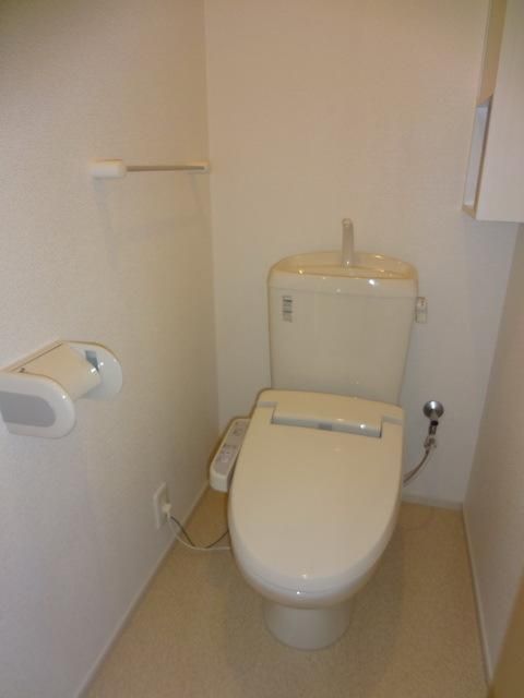 トイレ　★お部屋探しはタウンハウジング高幡不動店まで★