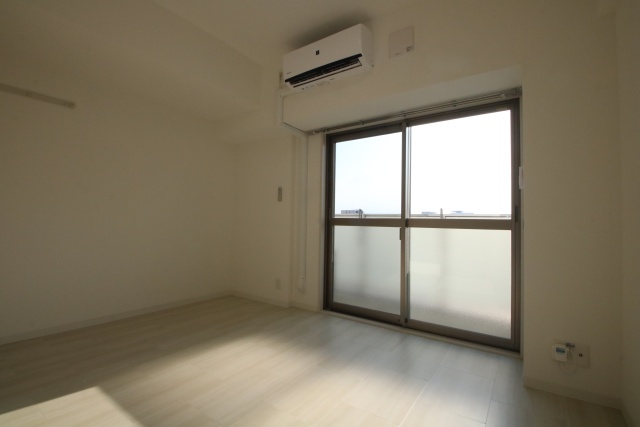 居室・リビング　※別室の参考写真の為、現況優先です。