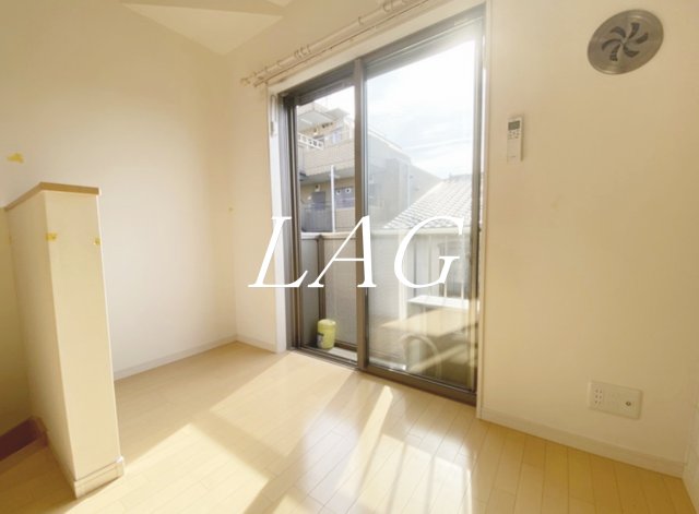 居室・リビング　洋室のお部屋です。