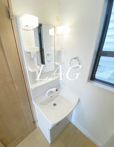 洗面設備　洗面台です。