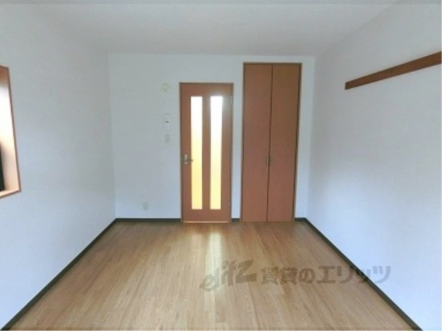 居室・リビング　８帖のお部屋です。