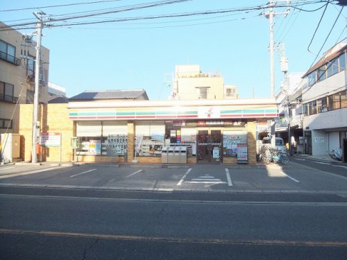 コンビニ　セブンイレブン 船橋海神一丁目店（コンビニ）まで672m