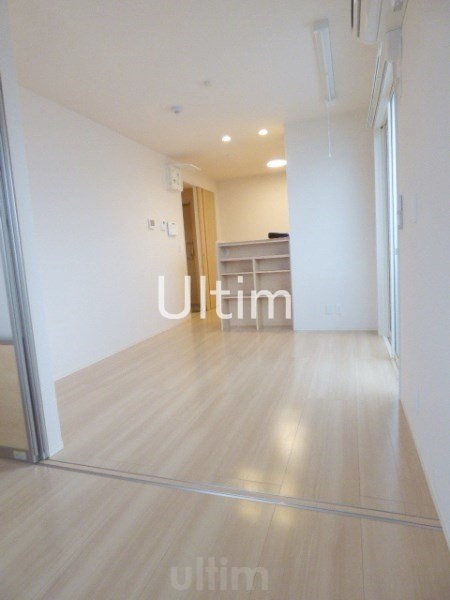 居室・リビング　※別のお部屋のお写真です。御参考までに。