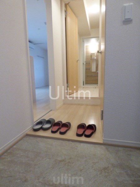 玄関　※別のお部屋のお写真です。御参考までに。