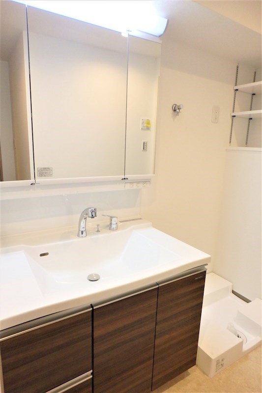 洗面設備　※別部屋参照写真