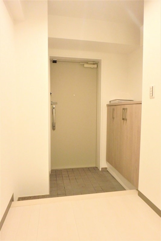 玄関　※別部屋参照写真