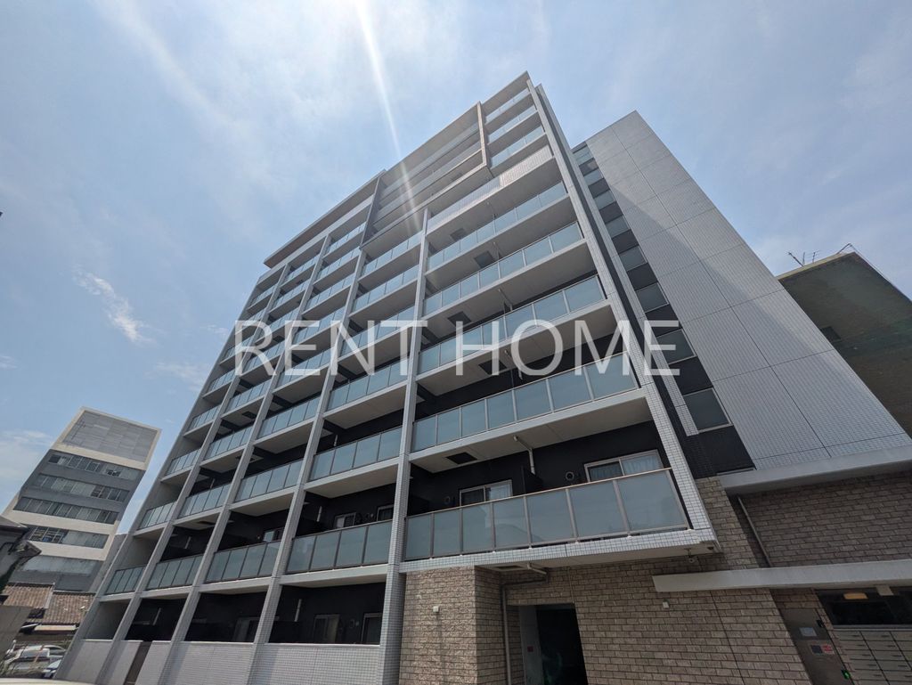 建物外観　鉄筋コンクリート造　１０階建