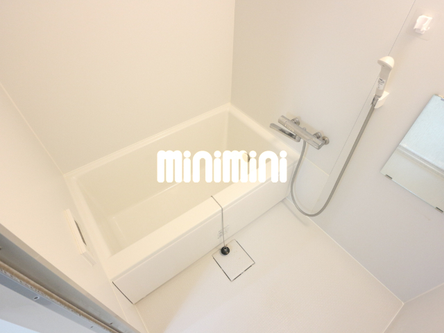 バス・シャワールーム　追い焚き機能付きバスルーム