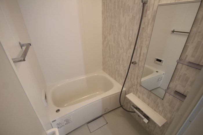 バス・シャワールーム　バストイレ独立設計