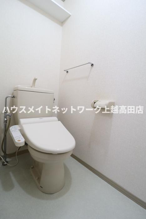 トイレ　温水洗浄暖房便座