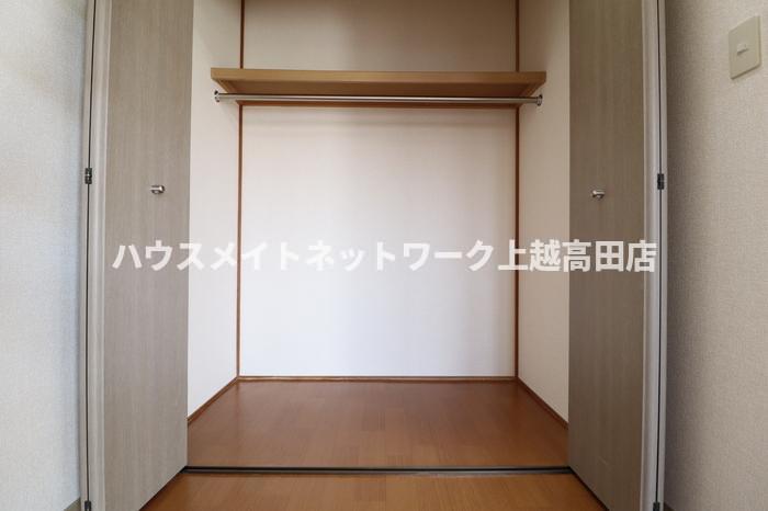 収納　クローゼット