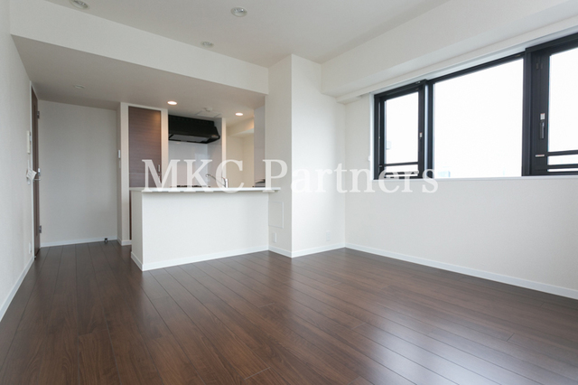 居室・リビング　８０３