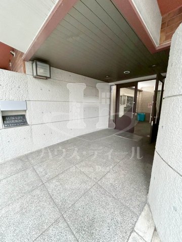 エントランス　ゆとりのあるエントランスです