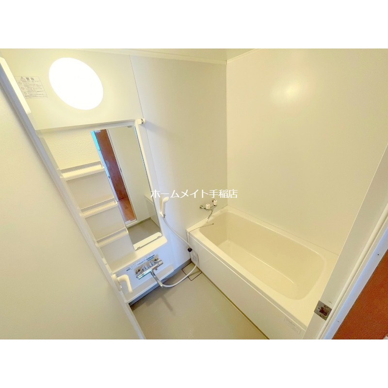 バス・シャワールーム　ユニットバスです♪