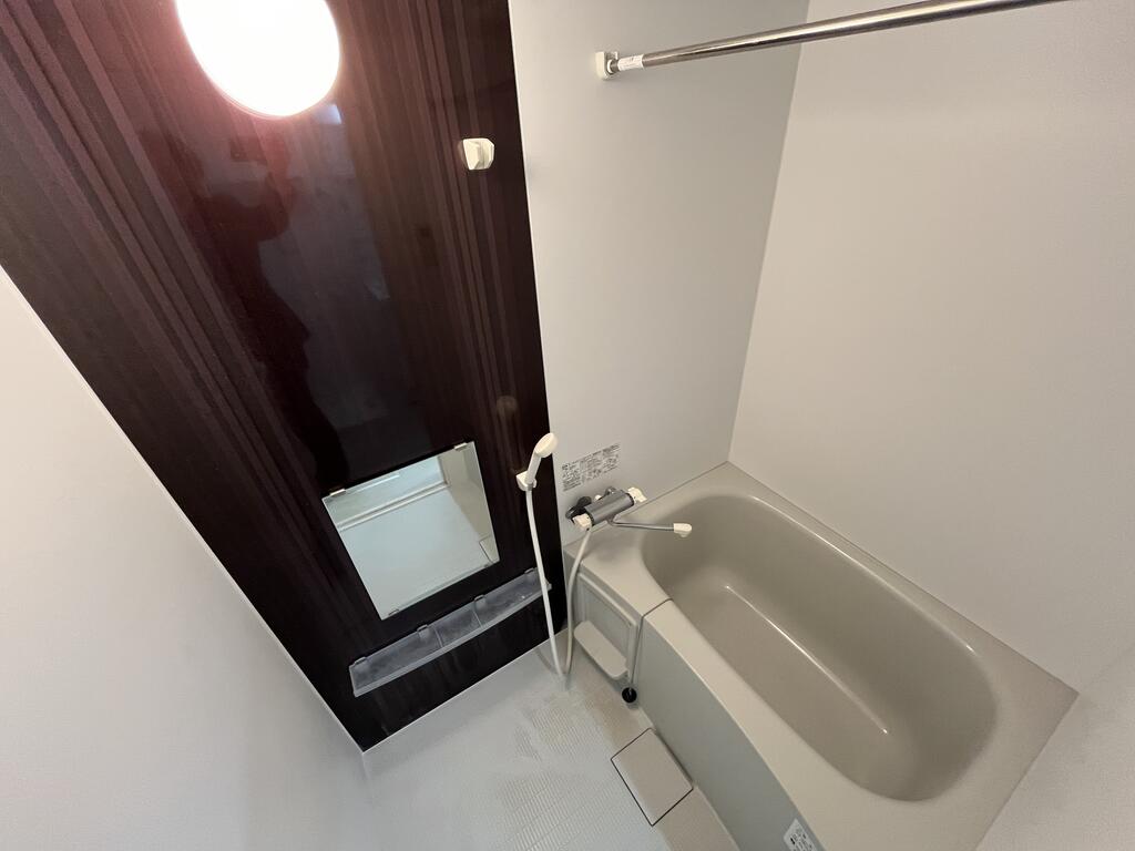 バス・シャワールーム　※同タイプ参考写真