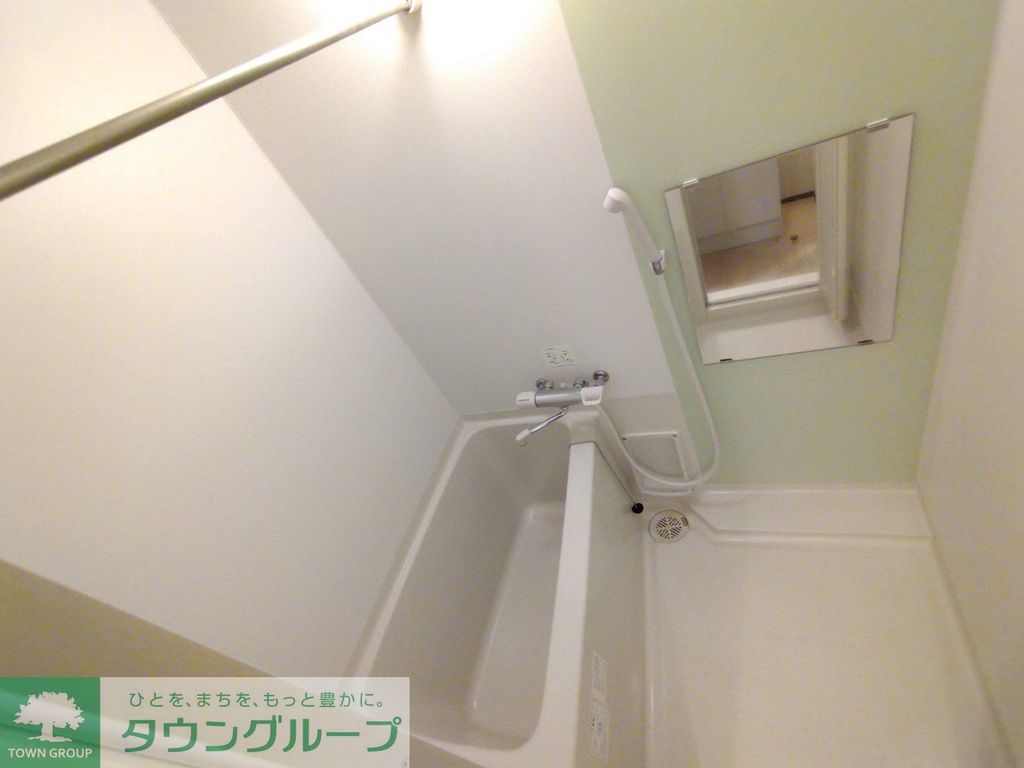 バス・シャワールーム　仕様・設備は現況と異なる場合があります。現況優先。