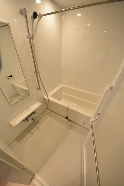 バス・シャワールーム　浴室