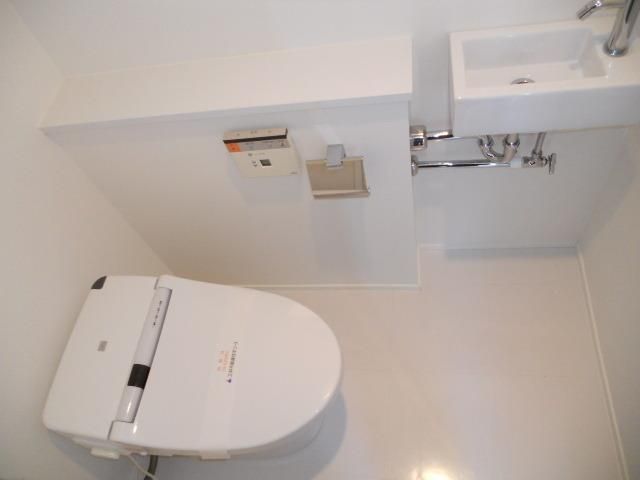 トイレ　トイレ