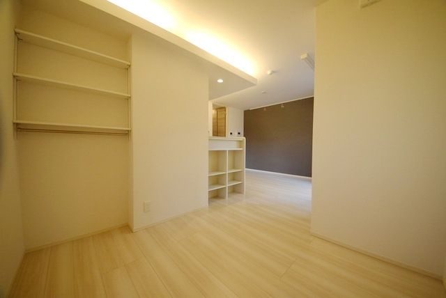 居室・リビング　★お部屋探しは是非、当店千歳烏山店まで★