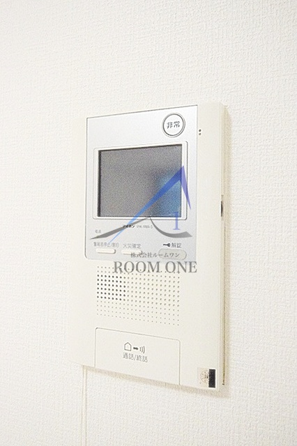 セキュリティ　モニター付きインターホンです。