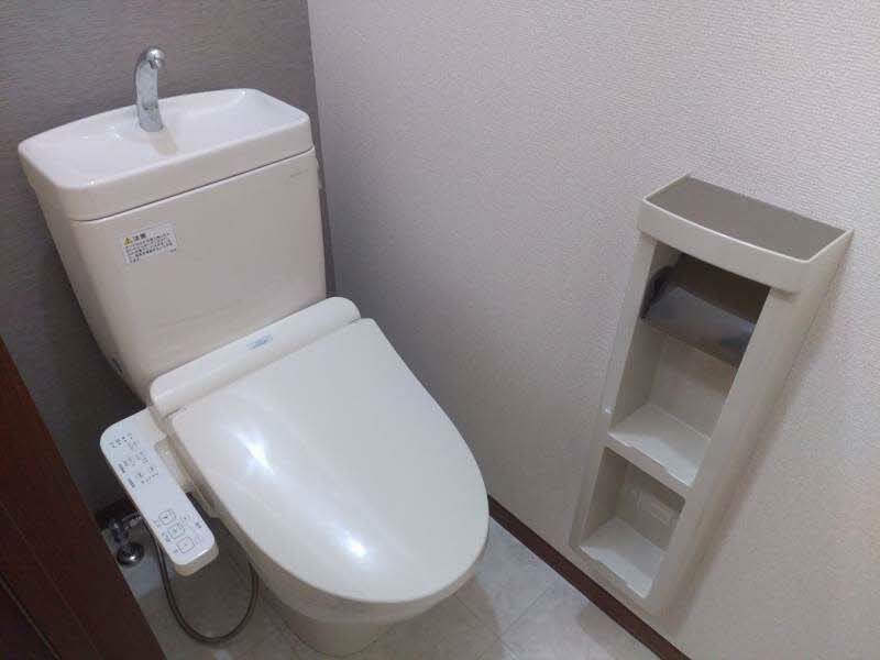 トイレ　トイレ