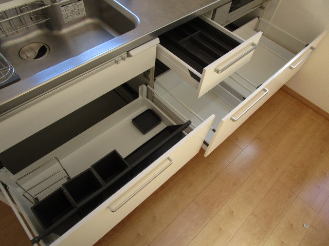 キッチン　キッチン収納
