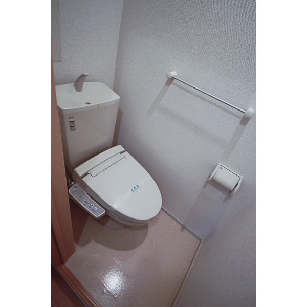 トイレ　同じ建物の別なお部屋