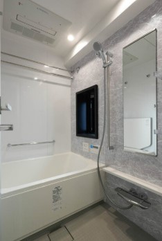 バス・シャワールーム　バス