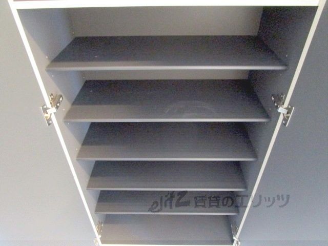 その他設備　下駄箱