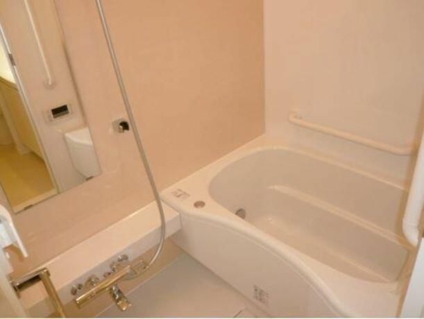 バス・シャワールーム　☆ゆっくりくつろげるお風呂☆