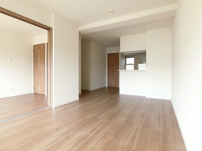 居室・リビング　図面と現状に相違がある場合には現状を優先