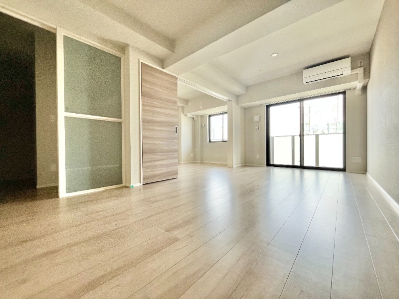 居室・リビング　１４．３帖のリビング☆