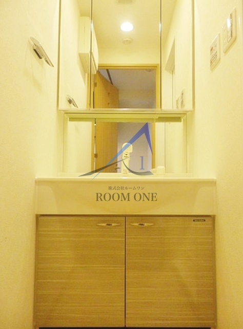 洗面設備　洗面台です。