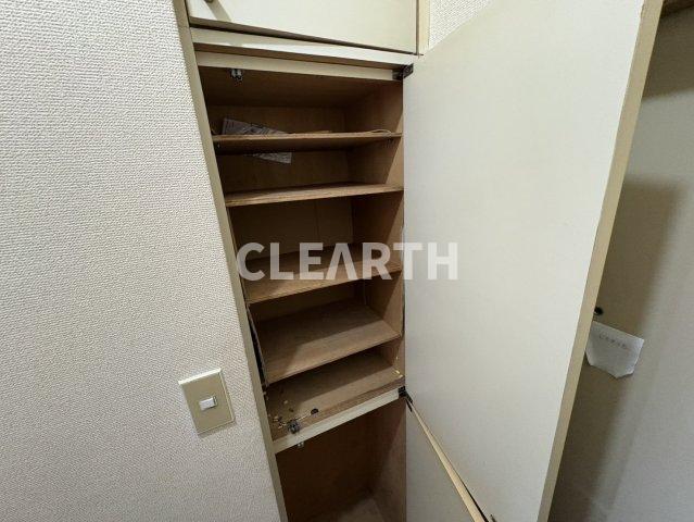 収納　シューズボックス