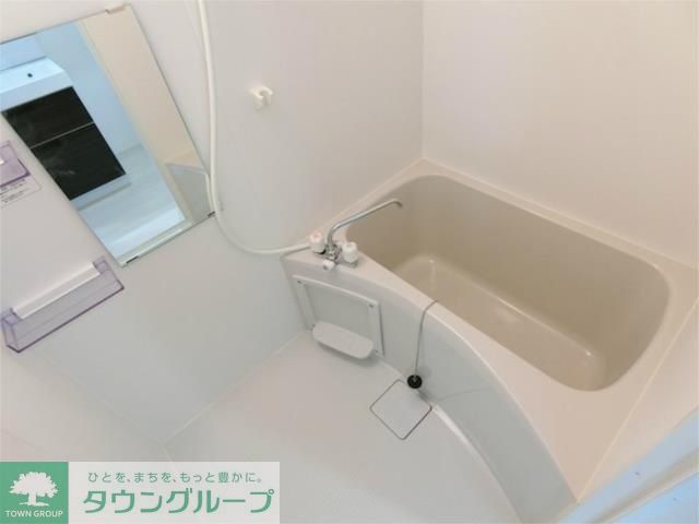 バス・シャワールーム　同物件別部屋写真