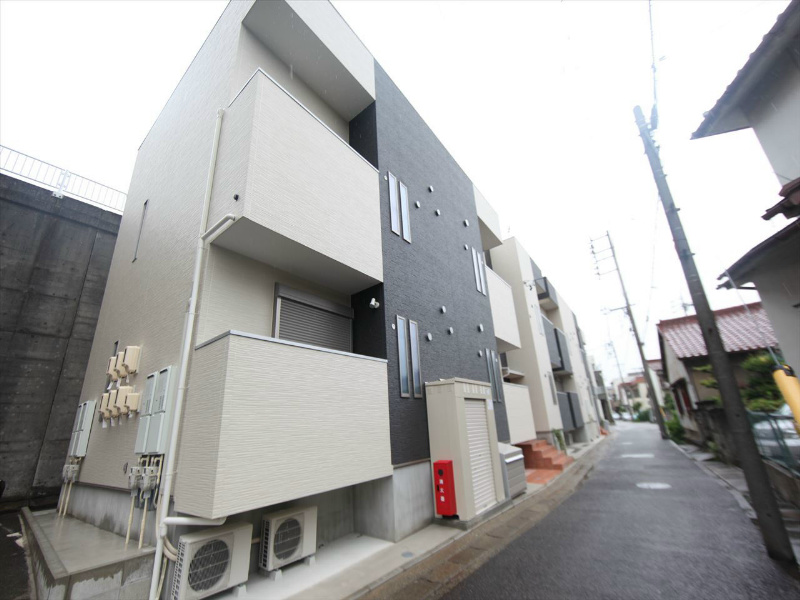 建物外観　外観　オートロック付　デザイナーズ　光インターネット無料