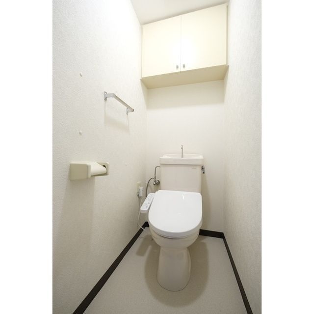 トイレ　（別タイプ参考写真）アーバンライフ目白駅前　豊島区目白１