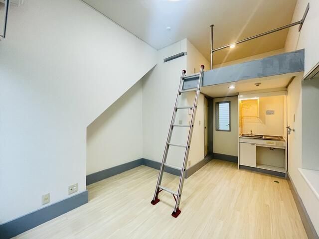 その他部屋・スペース　上品に仕上がった明るい室内空間です！