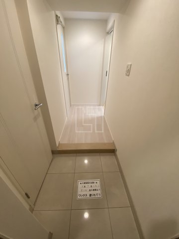 玄関　クロスレジデンス大阪新町　玄関